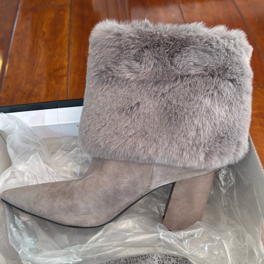 Brand new beautiful nine W. light gray suede Carissa boots size 7 1/2 with box
